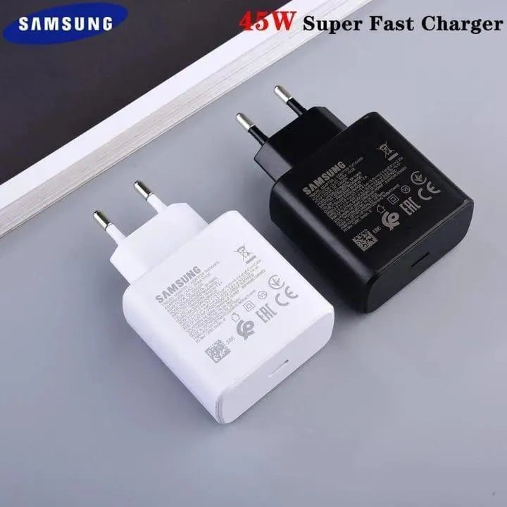 45W Fast Charger 3 in 1 Mini USB C White Black AS Electro